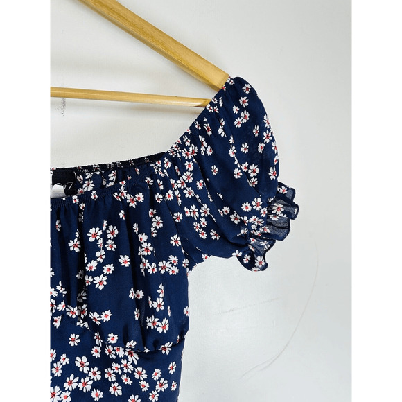 Windsor So Fab Ditzy Floral Crop Top Puff Sleeves Tie Back L GUC - Picture 10 of 13